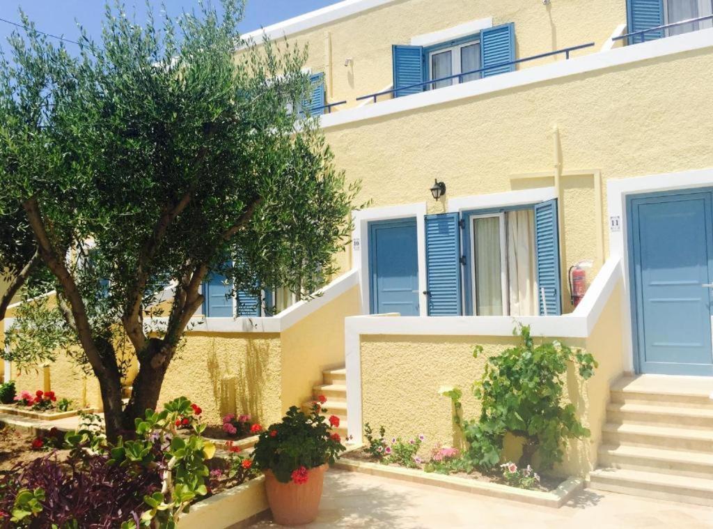 Esperides Maisonettes Agia Marina  Zewnętrze zdjęcie