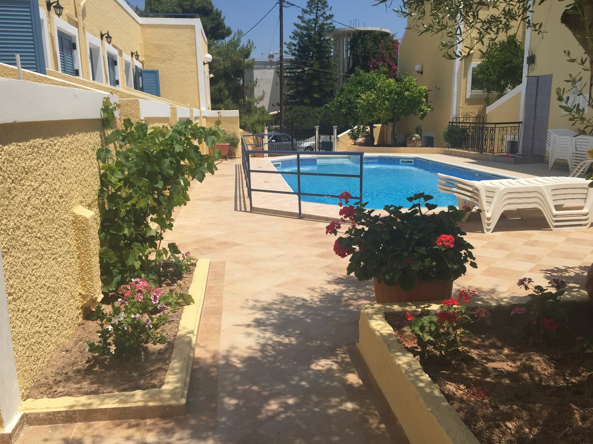 Esperides Maisonettes Agia Marina  Zewnętrze zdjęcie